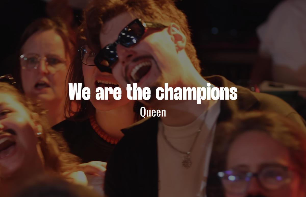 Charger la vidéo: We are the champions de Queen