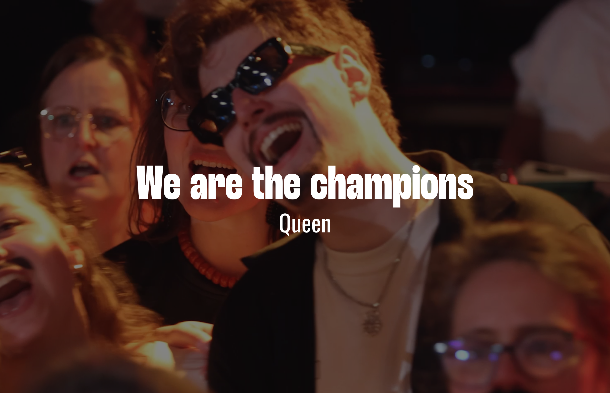 Charger la vidéo: We are the champions de Queen